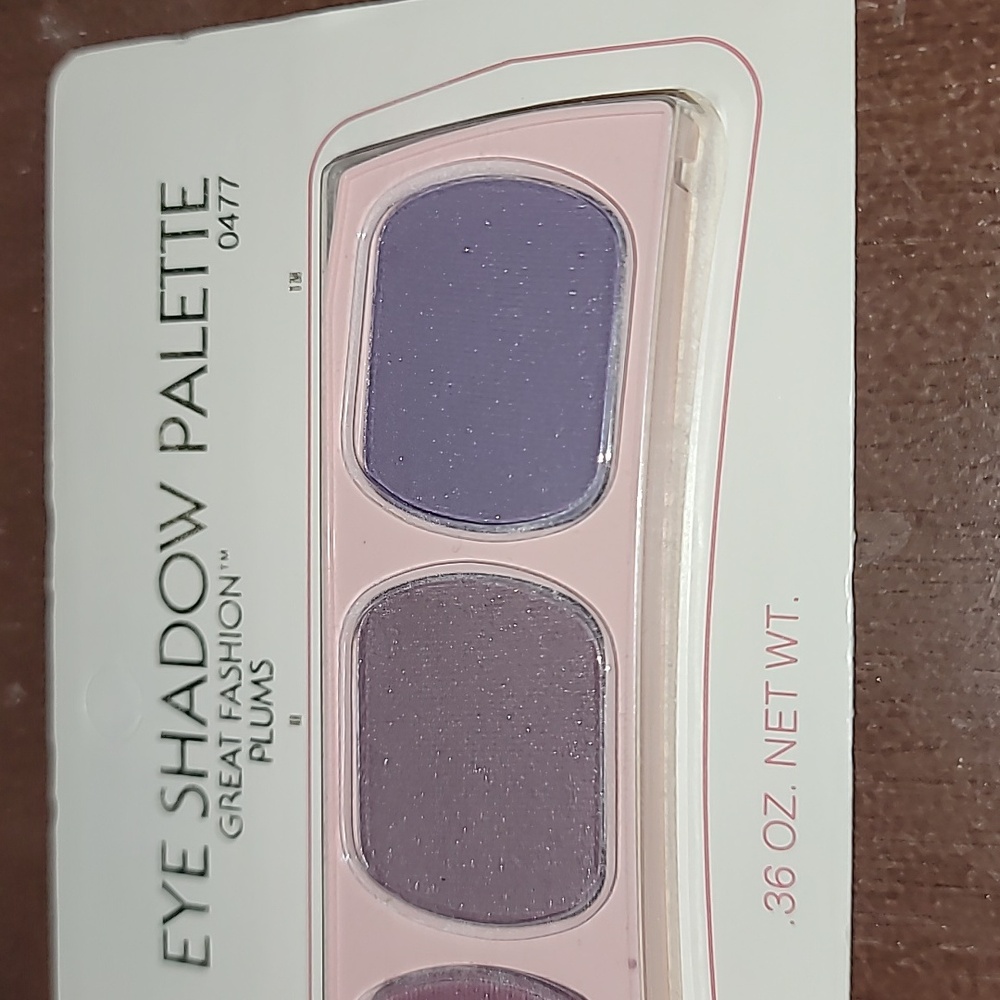Mary Kay Eye Shadow Palette Great Fashion Plums 0477 .36 oz. NIP Retired Stock - Picture 3 of 6